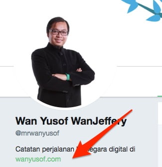 Alamat website di Twitter.